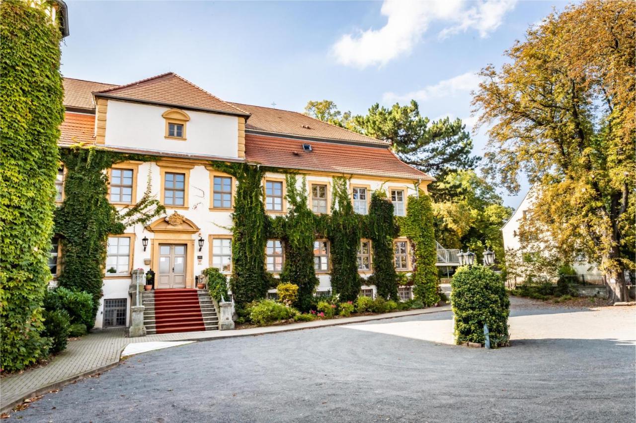 Stadtschloss Hecklingen*** Hecklingen  Εξωτερικό φωτογραφία